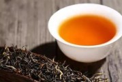 探寻红茶之王——正山小种（品味正山小种，领略经典红茶风采）